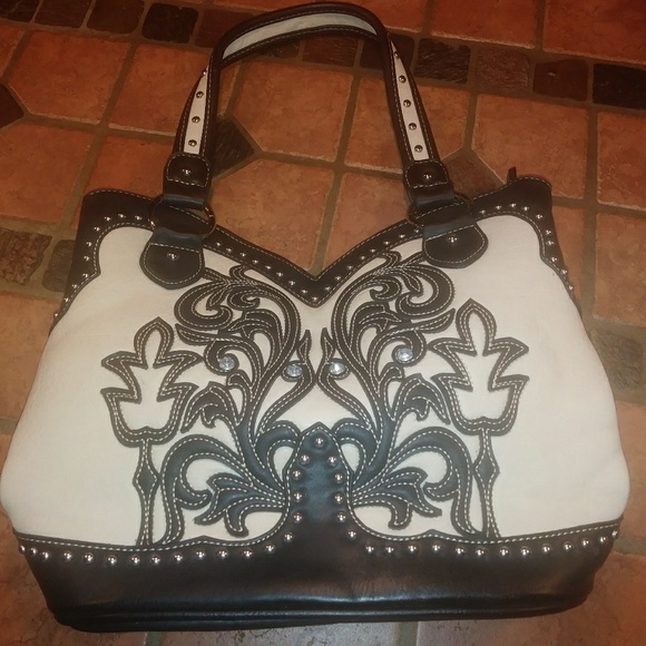 Rustic Couture Handbag - Picture 3 of 4